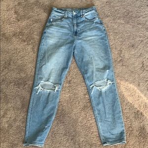 American Eagle Curvy Mom Jeans